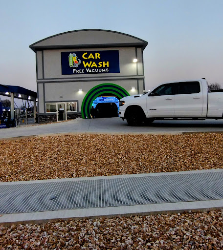 Blue Iguana Car Wash Springfield. Greene County. Missouri 1 word2