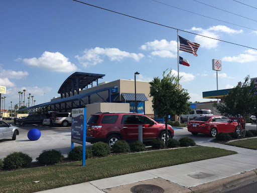 BlueWave Express Car Wash Harlingen. Cameron County. Texas 1 word3