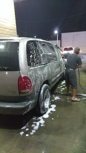 Car wash Corona. Riverside County. California 1 word3
