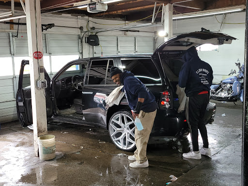 Clean Whips Car Wash Detroit. Wayne County. Michigan 1 word3