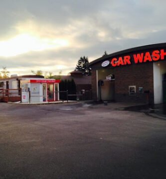 Drive In Car Wash & Auto Detailing Hubbard. Marion County. Oregon. 1 word2
