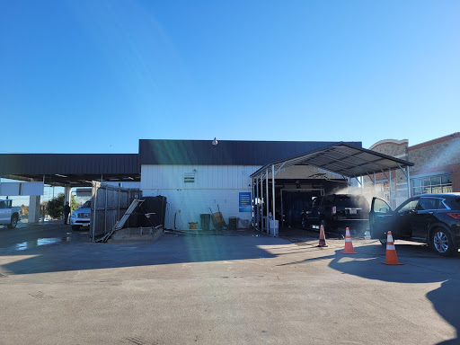 Genie Car Wash & Fast Lube Hewitt. McLennan. Texas 1 word3