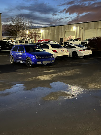 MJ'S AUTO DETAILING Troutdale. Multnomah County. Oregon. 1 word1