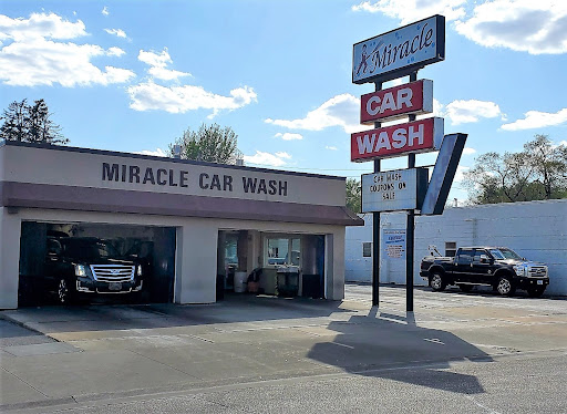Miracle Car Wash Waterloo. Black Hawk County. 1 word2