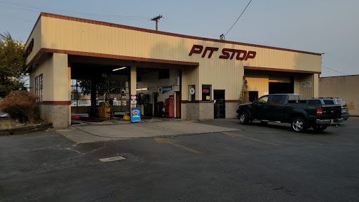 Pit Stop USA Eugene. Lane County. Oregon 1 word3
