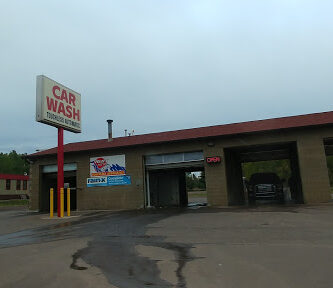 Red's Auto Wash Ironwood. Gogebic. Michigan 3 word1