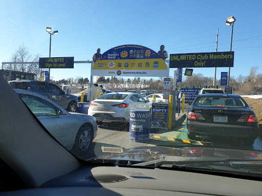 Russell Speeder's Car Wash Omaha. Douglas County. Nebraska 1 word2