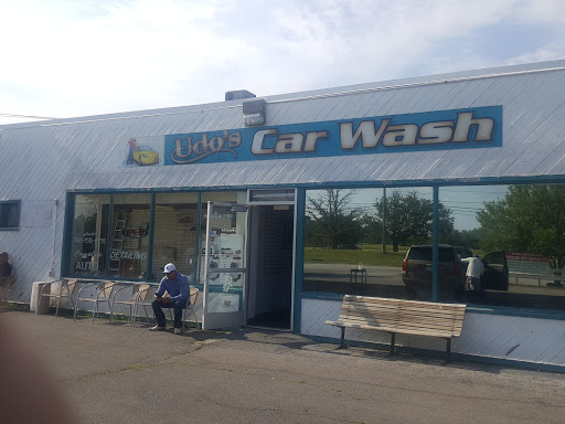Udo's Professional Car Wash Chicago Heights. Cook County. Illinois 1 word3